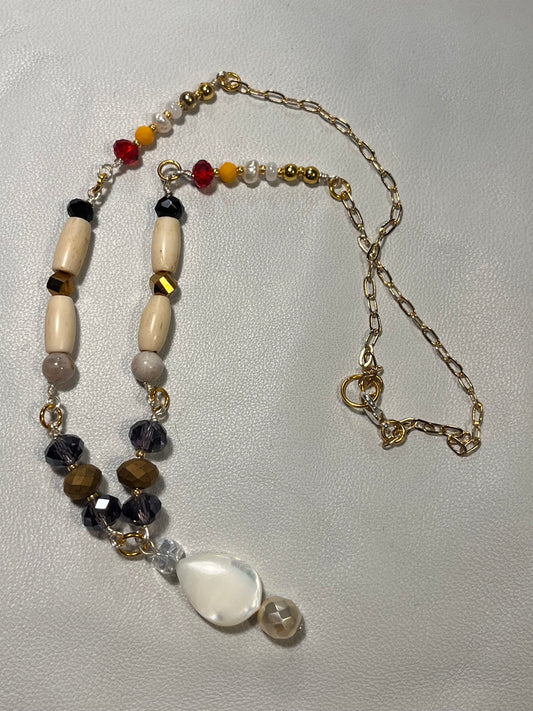 Shell Drop Center Tribal Necklace